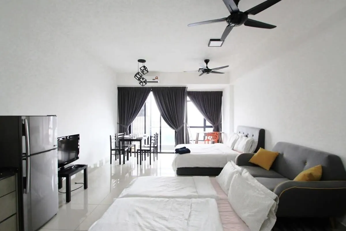Stylish Utropolis Studio Close To Kdu Free Parking Shah Alam Malaysia